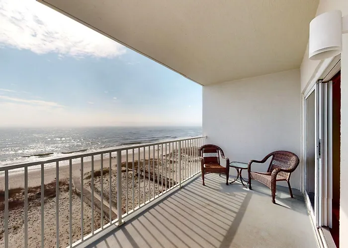 Holiday home Amazing In Gulf-front Featuring A Shared Pool Free Wifi Ac Gulf Shores
