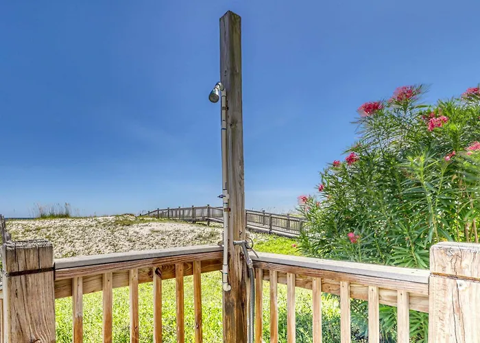 Holiday home Amazing In Gulf-front Featuring A Shared Pool Free Wifi Ac Gulf Shores